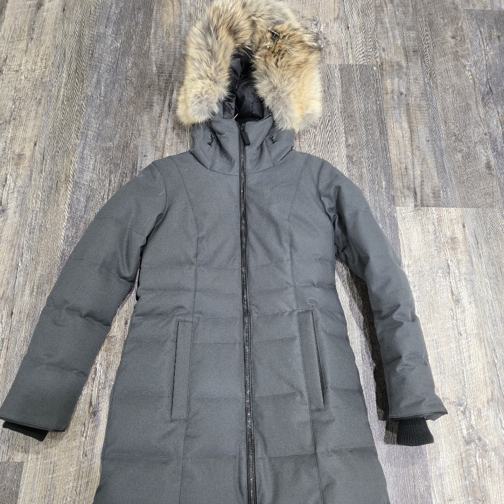 Canada Goose women's small Pembina black label coat